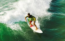 中国体彩-幕后掌舵者，英超体育总监低调潜行，欧洲足坛曝光度文化引热议