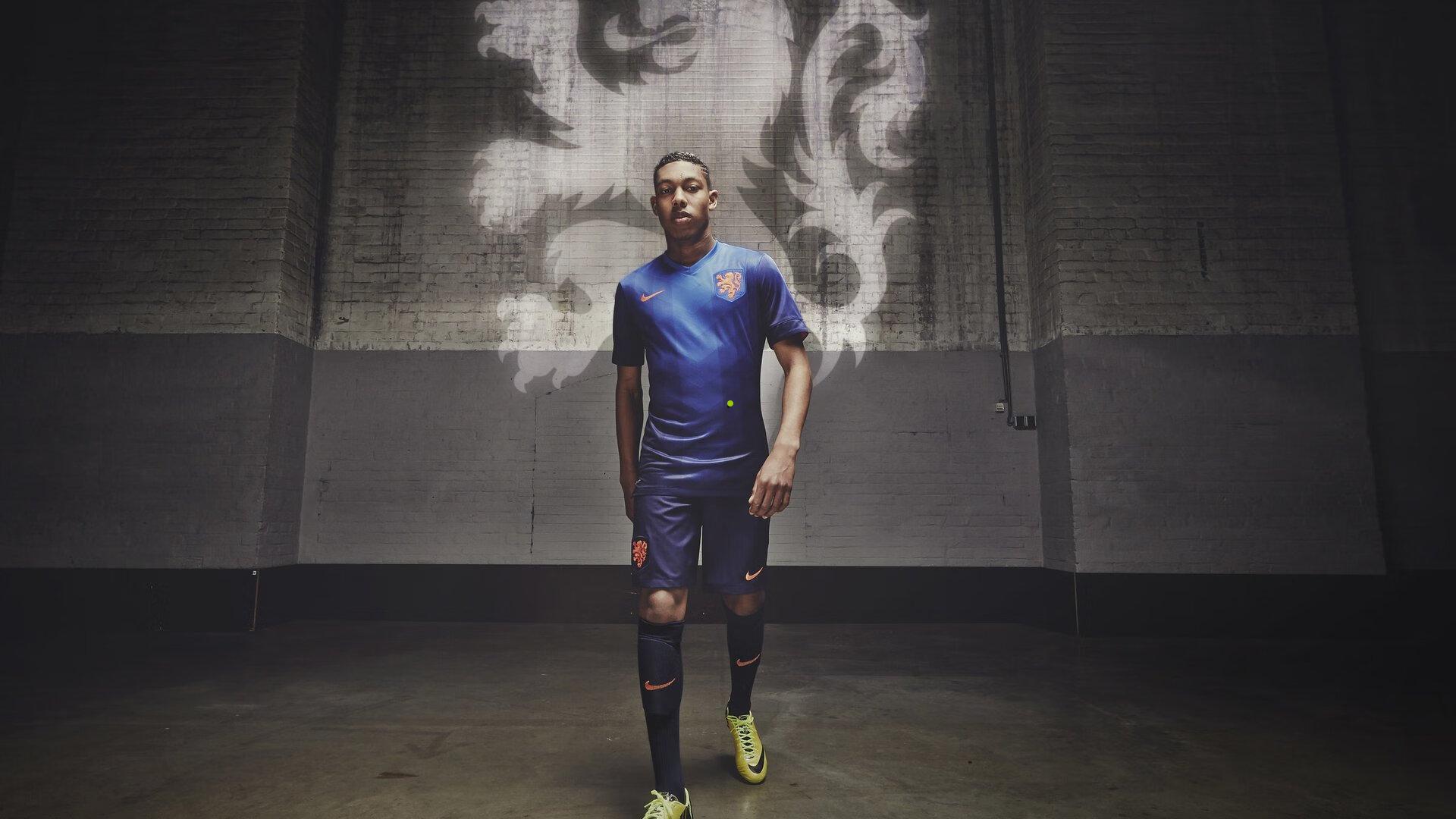 电竞江湖新定律？打的好不如选的好！昔日隐形人赛场暴走，战队提前锁定传奇皮肤资格